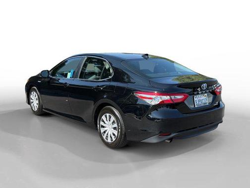 2019 Toyota Camry Hybrid LE