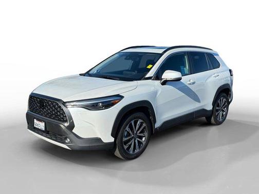 2022 Toyota Corolla Cross XLE