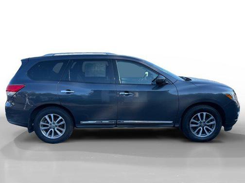 2014 Nissan Pathfinder SL