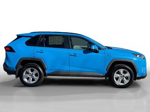 2019 Toyota RAV4 Hybrid XLE