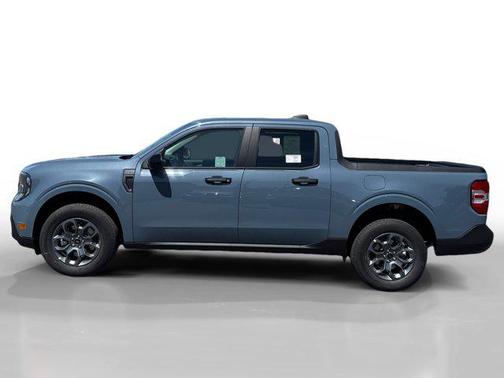 Azure Gray Metallic Tri-Coat 2026 Ford Maverick XLT