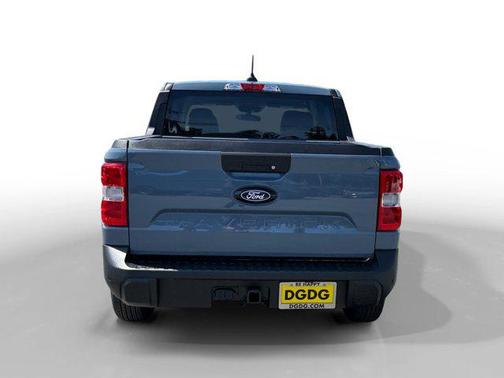 Azure Gray Metallic Tri-Coat 2026 Ford Maverick XLT
