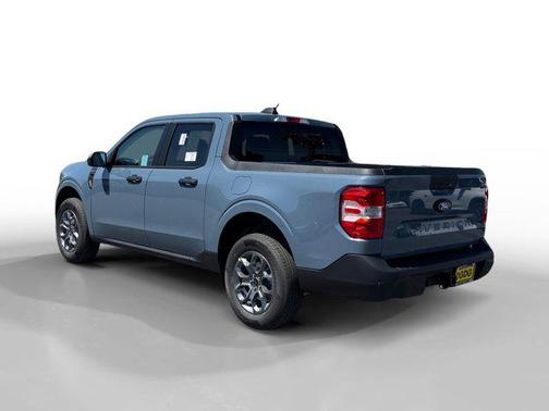 Azure Gray Metallic Tri-Coat 2026 Ford Maverick XLT