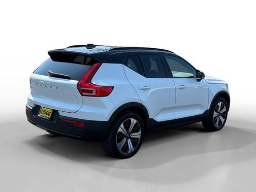 2023 Volvo XC40 Recharge Pure Electric Twin Plus