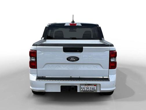 Oxford White 2025 Ford Maverick Lobo Standard