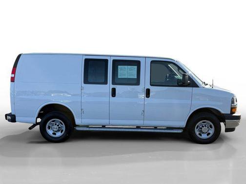 2024 Chevrolet Express 2500 RWD 2500 Regular Wheelbase WT