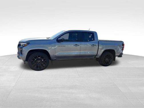 Sterling Gray Metallic 2024 Chevrolet Colorado Z71