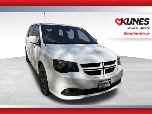 White Knuckle Clearcoat 2019 Dodge Grand Caravan GT