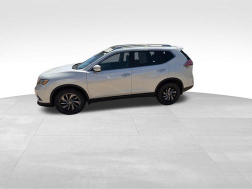 Moonlight White 2015 Nissan Rogue SL