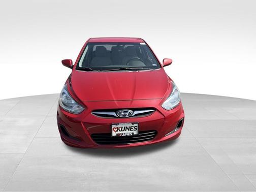Boston Red 2013 Hyundai Accent GLS