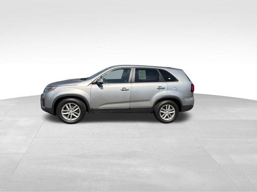 Satin Metal 2015 Kia Sorento LX