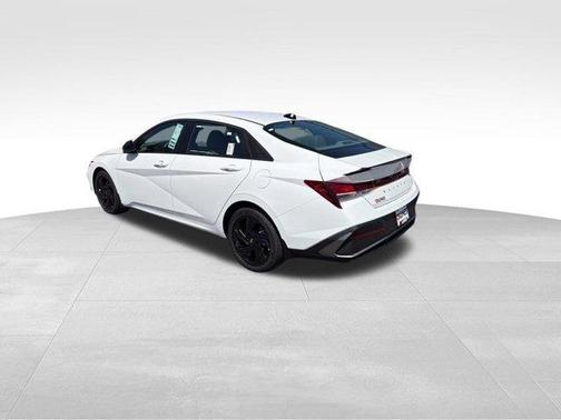 Serenity White Pearl 2026 Hyundai ELANTRA SEL Sport
