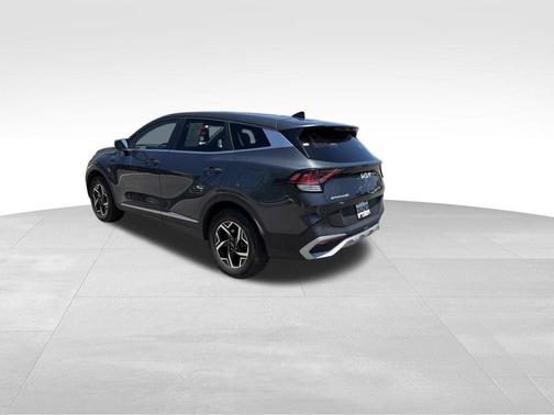 Gravity Gray 2024 Kia Sportage LX