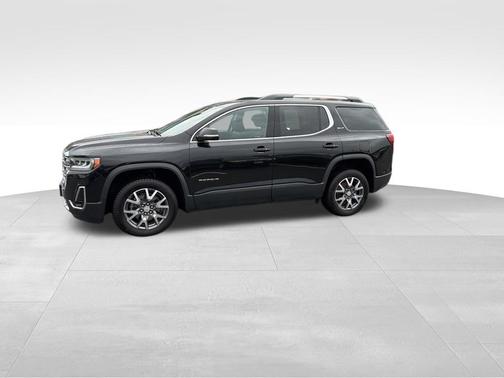 Black 2023 GMC Acadia SLT