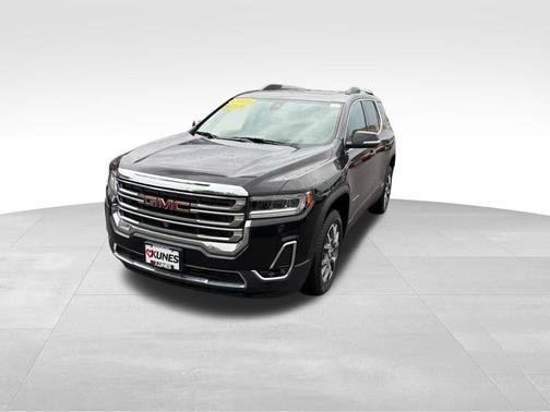 Black 2023 GMC Acadia SLT