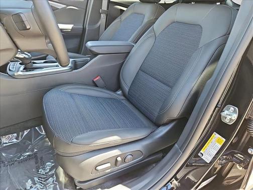 Ebony Twilight Metallic 2026 Buick Envista Preferred FWD