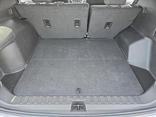 Sterling Gray Metallic 2024 Chevrolet Equinox 1LT