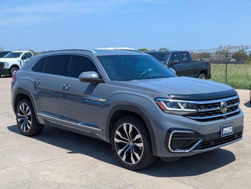 2022 Volkswagen Atlas Cross Sport 3.6L V6 SEL Premium R-Line