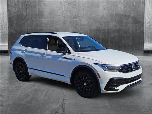 2022 Volkswagen Tiguan 2.0T SE R-Line Black