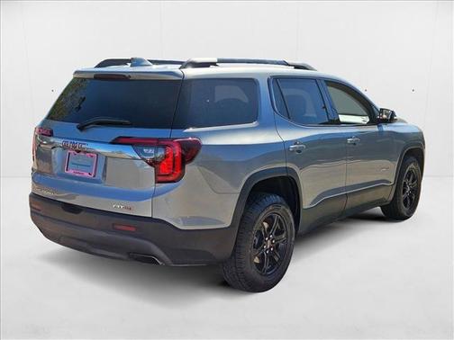 2023 GMC Acadia AWD AT4