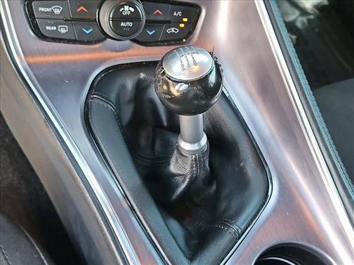 Redline Red Tricoat Pearl 2017 Dodge Challenger R/T