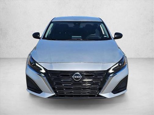 Brilliant Silver Metallic 2024 Nissan Altima 2.5 SV