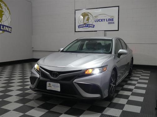 2023 Toyota Camry SE