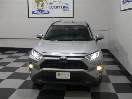 2020 Toyota RAV4 Hybrid XLE