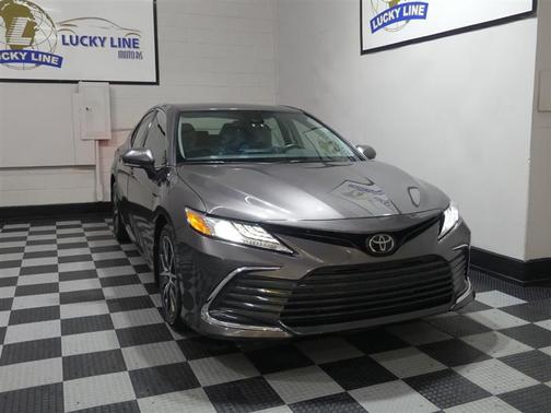 Predawn Gray Mica 2023 Toyota Camry XLE