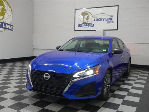 2025 Nissan Altima SV FWD