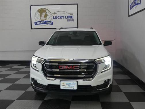 2023 GMC Terrain AWD AT4