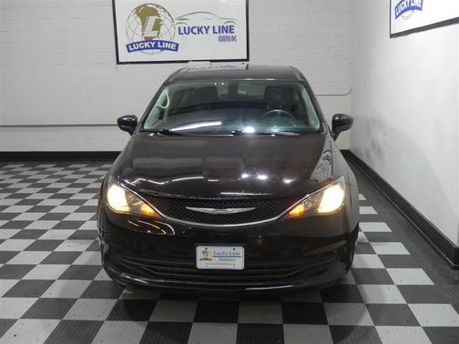 2018 Chrysler Pacifica LX