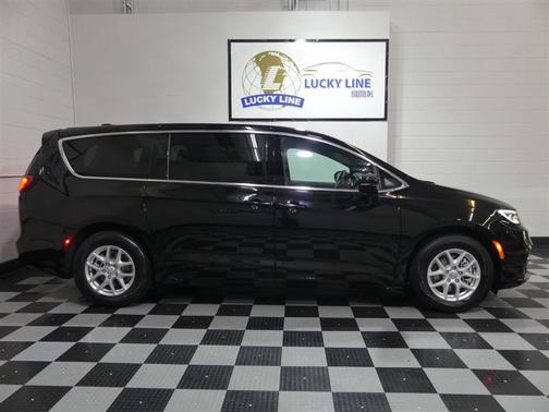 2025 Chrysler Pacifica L