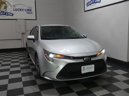 Classic Silver Metallic 2022 Toyota Corolla LE