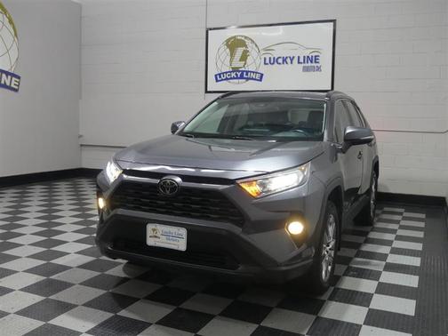 2019 Toyota RAV4 XLE Premium