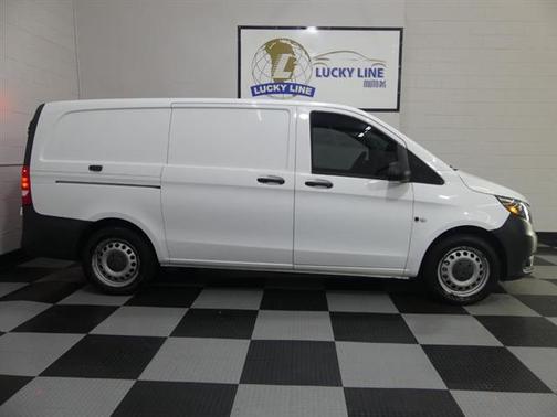 2018 Mercedes-Benz Metris Base