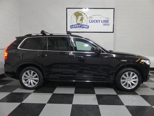 2018 Volvo XC90 T5 Momentum