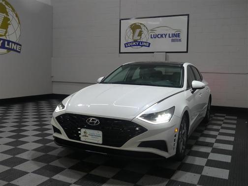 Quartz White 2022 Hyundai SONATA SEL