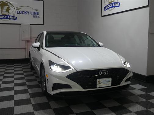 Quartz White 2022 Hyundai SONATA SEL