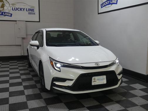 Ice Cap 2023 Toyota Corolla SE