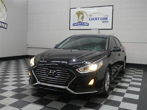 2018 Hyundai SONATA SE