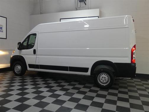 Bright White Clearcoat 2025 RAM ProMaster 2500 Tradesman