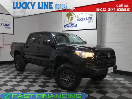 2017 Toyota Tacoma SR