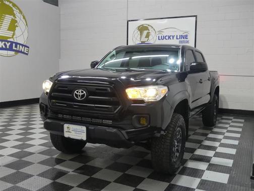 2017 Toyota Tacoma SR