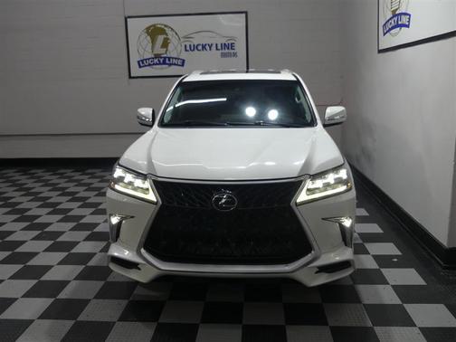 2016 Lexus LX 570 Base