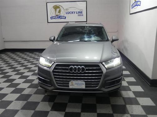 Gray 2018 Audi Q7 2.0T Premium Plus