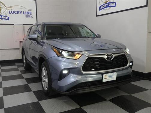 2021 Toyota Highlander LE