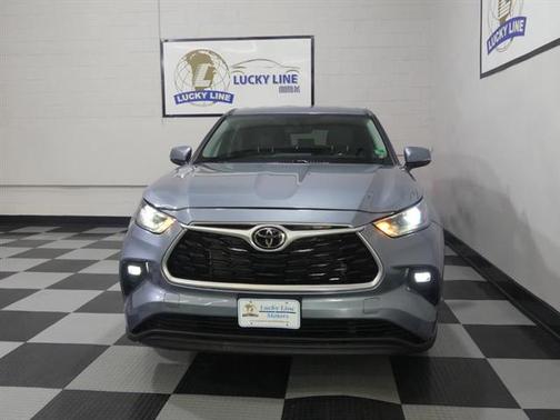 2021 Toyota Highlander LE