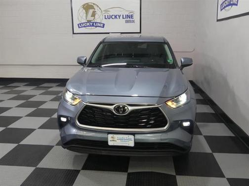 2021 Toyota Highlander LE