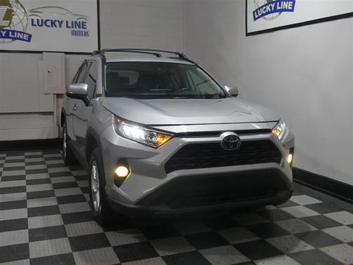 Silver Sky Metallic 2021 Toyota RAV4 XLE